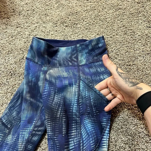 Lululemon Invigorate High-Rise Tight Legging Shapeshifter Flux Blue Multi Size 2 - Picture 9 of 15